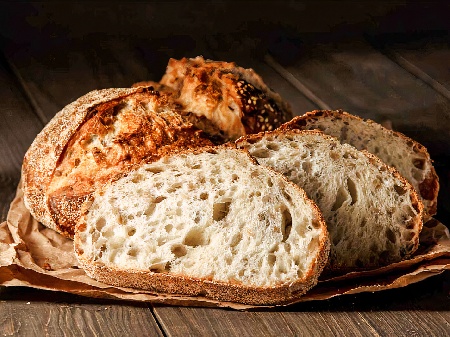 Домашен хляб с брашно от лимец със сода, кисело мляко и яйца, без мая - снимка на рецептата